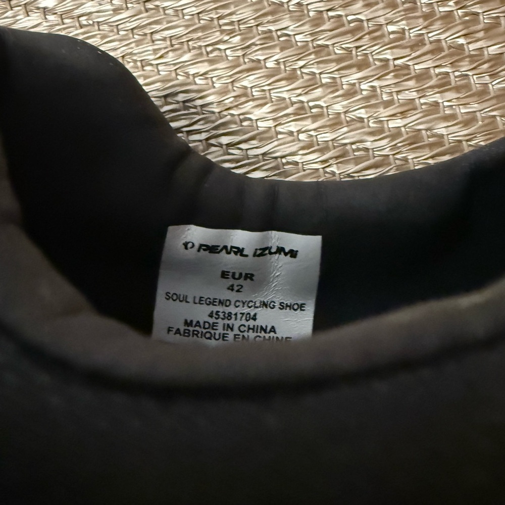 SoulCycle Black and Yellow Cycle Shoes with Velcro Strap - Picture 4 of 5